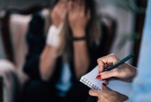 Mengenal Bias Kognitif, Musuh Dalam Pikiran