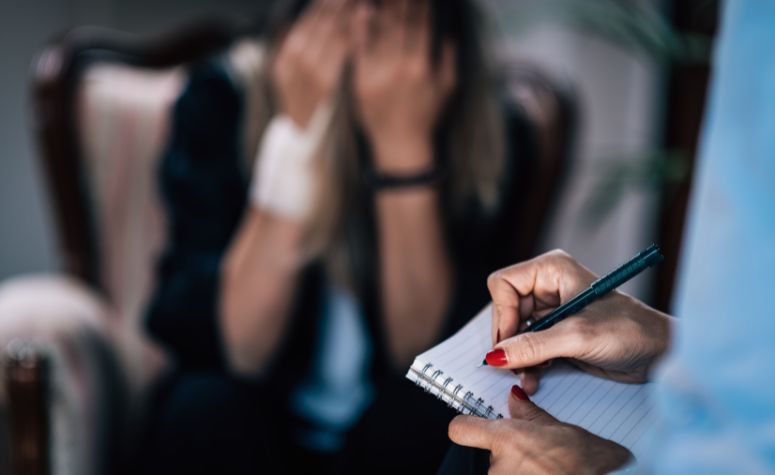 Mengenal Bias Kognitif, Musuh Dalam Pikiran